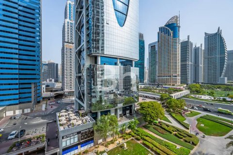 Apartment in Jumeirah Lake Towers, Dubai 1 bedroom, 119 sq.m. № 56864 - photo 8