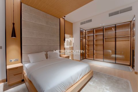 Apartment in Jumeirah, Dubai 3 bedrooms, 267 sq.m. № 5164 - photo 18
