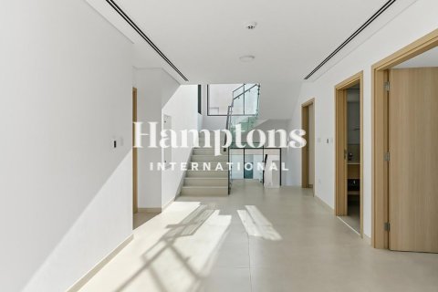 Villa à Arabian Ranches 3, Dubai, 4 chambres, 448.07116900 m², № 77405 - photo 1