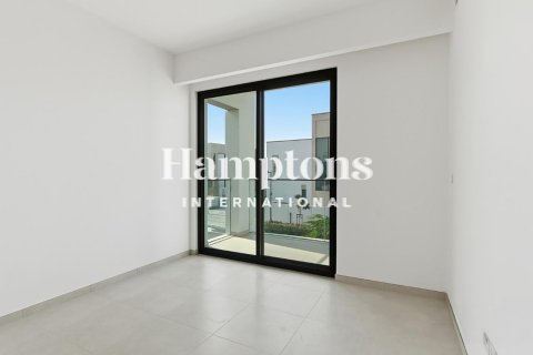 Villa à Arabian Ranches 3, Dubai, 4 chambres, 448.07116900 m², № 77405 - photo 3