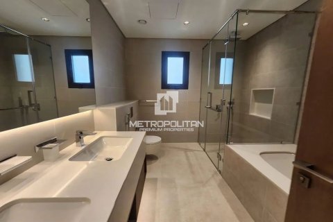 Снять в аренду виллу в District One, Мохаммед Бин Рашид Сити, Дубай: 4 спальни, 594м², № 14988 - фото 13