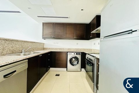 Townhouse in Jumeirah Village Circle, Dubai 2 bedrooms, 180 sq.m. № 75439 - photo 11