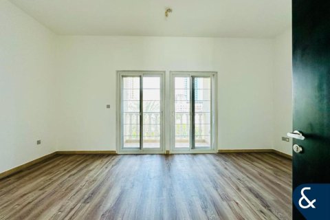 Townhouse in Jumeirah Village Circle, Dubai 2 bedrooms, 180 sq.m. № 75439 - photo 4