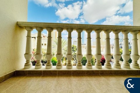 Townhouse in Jumeirah Village Circle, Dubai 2 bedrooms, 180 sq.m. № 75439 - photo 3