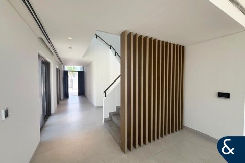 Купить виллу в Al Furjan, Дубай: 5 спален, 440м², № 75425 - фото 10