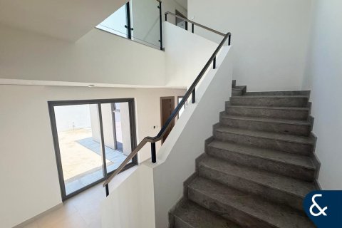 Купить виллу в Al Furjan, Дубай: 5 спален, 440м², № 75425 - фото 11