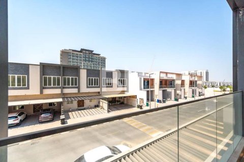 Villa in Al Furjan, Dubai 4 bedrooms, 201 sq.m. № 24801 - photo 7