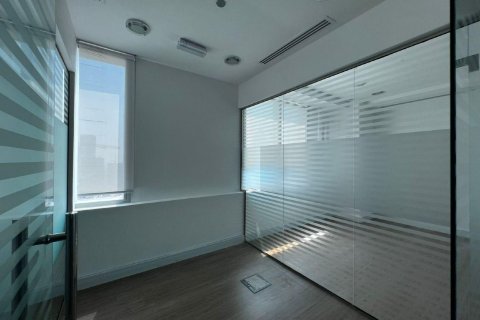 Office in Business Bay, Dubai 107 sq.m. № 56171 - photo 6