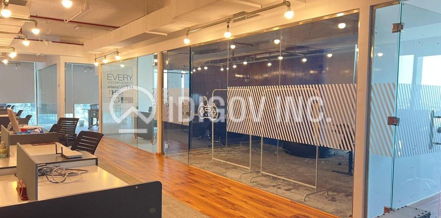 Bureau à Business Bay, Dubai, 237 m², № 56172