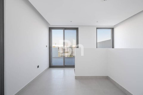 Снять в аренду таунхаус в Tilal Al Ghaf, Дубай: 4 спальни, 316м², № 22195 - фото 5
