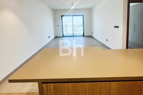 Снять в аренду квартиру в Дубае: 1 спальня, 85м², № 22196 - фото 2