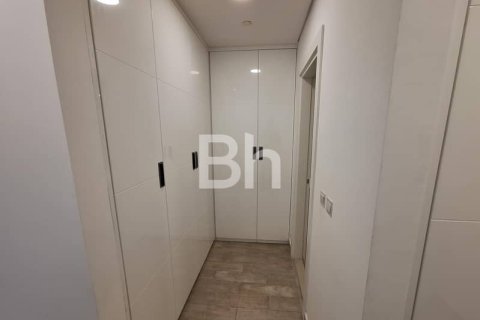Снять в аренду квартиру в Джумейра Гольф Эстейтс, Дубай: 3 спальни, 167м², № 22197 - фото 13
