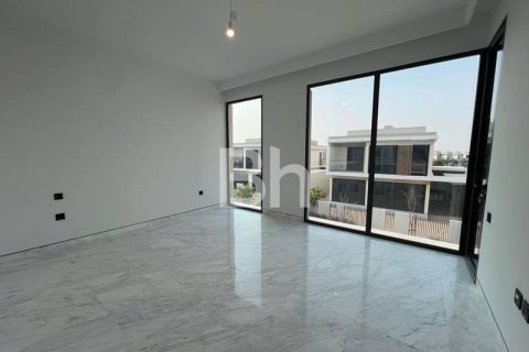 Снять в аренду виллу в Tilal Al Ghaf, Дубай: 4 спальни, 374м², № 22170 - фото 10