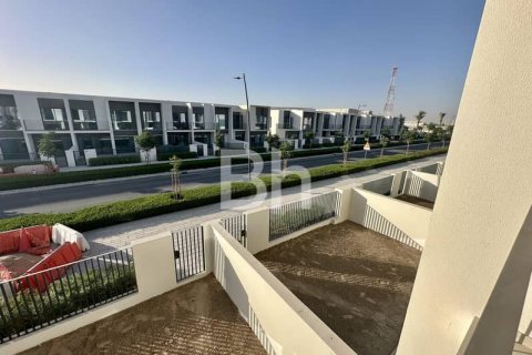 Townhouse in Dubai 3 bedrooms, 174 sq.m. № 21968 - photo 17