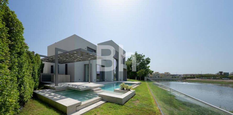 Вилла в Jumeirah Islands, Дубай, 4 спальни, 497м², № 21967
