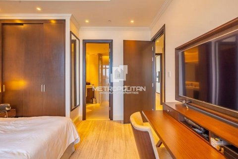 Apartment in The Address Residence Fountain Views, Downtown Dubai (Downtown Burj Dubai), Dubai 2 bedrooms, 149 sq.m. № 7405 - photo 13