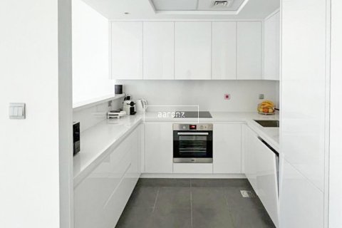 Apartment in Dubai Marina, Dubai 2 bedrooms, 141.7 sq.m. № 7409 - photo 15