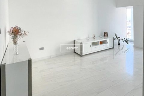 Apartment in Dubai Marina, Dubai 2 bedrooms, 141.7 sq.m. № 7409 - photo 3
