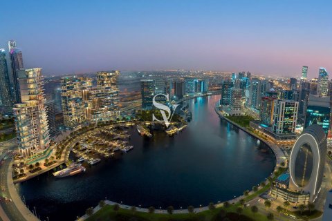 Penthouse in Business Bay, Dubai 4 bedrooms, 1026 sq.m. № 68414 - photo 6