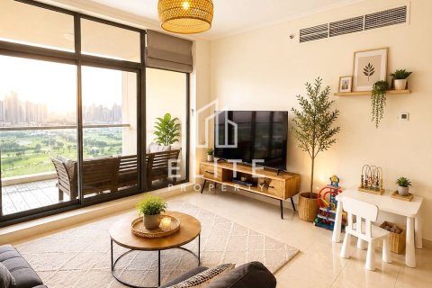 Apartment in The Links, The Views, Dubai 2 bedrooms, 137 sq.m. № 134908 - photo 2