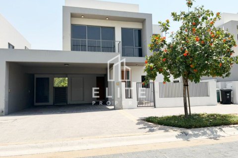 Villa in Sidra Villas, Dubai Hills Estate, Dubai 3 bedrooms, 305 sq.m. № 134909