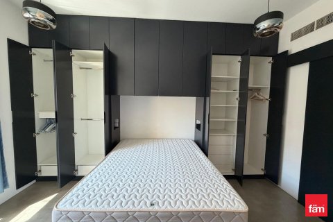 Appartement à Dubai, 1 chambre, 72.2 m², № 112420 - photo 2