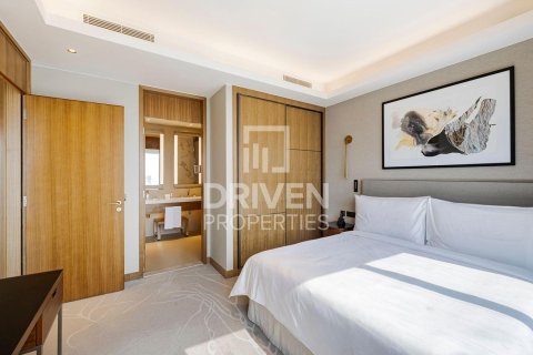Apartment in The Address Residences Dubai Opera, Downtown Dubai (Downtown Burj Dubai), Dubai 2 bedrooms, 98.38 sq.m. № 127949 - photo 7