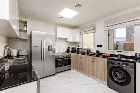 تاون هاوس في Dubai Land, دبي 4 غرف نوم, 198 م² رقم 113673 - صورة 7