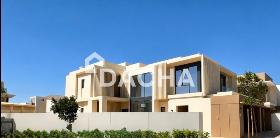 فيلا في جبل علي, دبي 5 غرف نوم , 441 م² رقم 113683