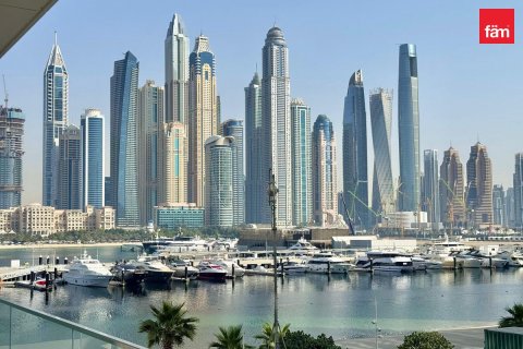 Apartamento en Dubai Harbour, Dubai, 1 dormitorio, 79.1 m², № 12279 - foto 1