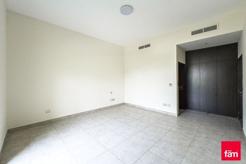 Townhouse in Dubai 4 bedrooms, 381.9 sq.m. № 77805 - photo 11
