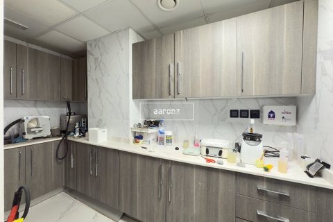 Oficina en Jumeirah Lake Towers, Dubai, 148.3 m², № 53048 - foto 10
