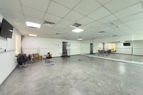 Oficina en Jumeirah Lake Towers, Dubai, 148.3 m², № 53048 - foto 4