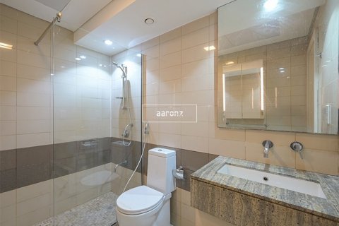 Apartment in Downtown Dubai (Downtown Burj Dubai), Dubai 1 bedroom, 75.8 sq.m. № 53049 - photo 12