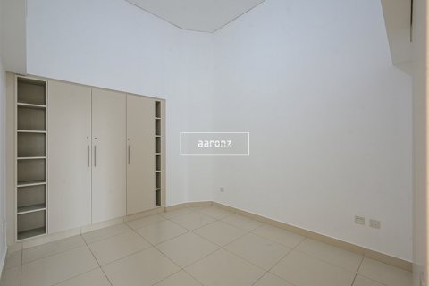 Apartment in Downtown Dubai (Downtown Burj Dubai), Dubai 1 bedroom, 75.8 sq.m. № 53049 - photo 6