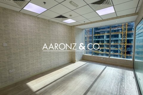 Office in Bayswater, Business Bay, Dubai 70 sq.m. № 95274 - photo 3