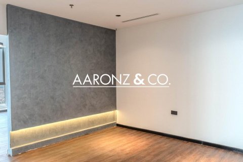 Снять в аренду офис в Бизнес-Бэе, Дубай: 111м², № 95273 - фото 13