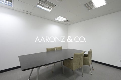 Oficina en Business Bay, Dubai, 149 m², № 95260 - foto 9