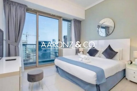 Apartment in Dubai Marina, Dubai 1 bedroom, 83 sq.m. № 95270 - photo 2