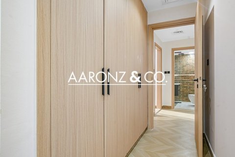 Apartment in Dorra Bay, Dubai Marina, Dubai 3 bedrooms, 195 sq.m. № 95271 - photo 18