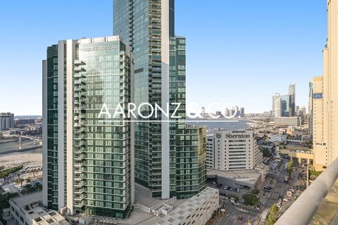 Apartment in Dorra Bay, Dubai Marina, Dubai 3 bedrooms, 195 sq.m. № 95271