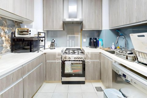 Apartment in Jumeirah Village Circle, Dubai 2 bedrooms, 112 sq.m. № 20730 - photo 6