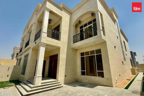 فيلا في دبي 6 غرف نوم , 930.2 م² رقم 22342 - صورة 1