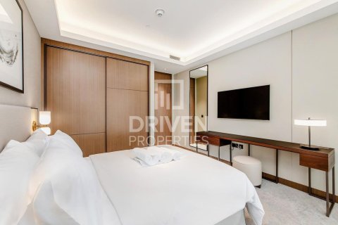 Apartment in The Address Residences Dubai Opera, Downtown Dubai (Downtown Burj Dubai), Dubai 3 bedrooms, 145.21 sq.m. № 127534 - photo 8