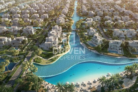 Villa in Dubai 4 bedrooms, 768.03 sq.m. № 127535 - photo 10