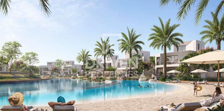 Villa in Dubai 4 bedrooms, 768.03 sq.m. № 127535