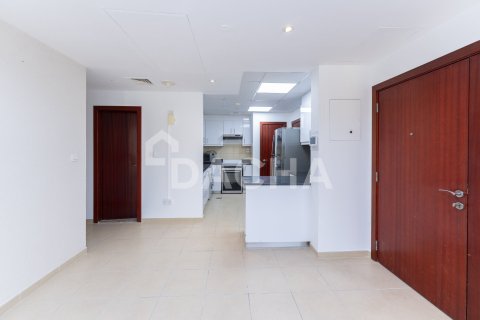 Apartment in Murjan, Jumeirah Beach Residence, Dubai 2 bedrooms, 122 sq.m. № 112674 - photo 10