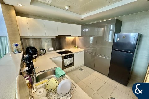 Apartamento en CLAREN TOWERS en Downtown Dubai (Downtown Burj Dubai), Dubai, 1 dormitorio, 82 m², № 88944 - foto 7