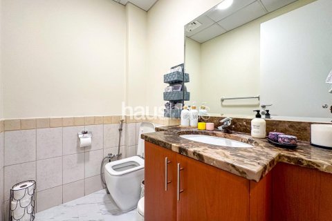 Villa in The Springs, Dubai 3 bedrooms, 228 sq.m. № 43283 - photo 13