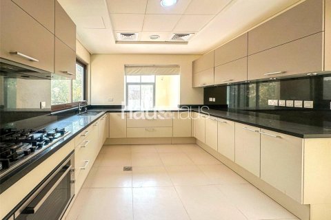 Villa in Meydan, Dubai 6 bedrooms, 562 sq.m. № 43284 - photo 4
